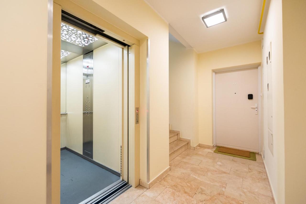 Ken 54 2-Bedroom Apartment ワルシャワ エクステリア 写真
